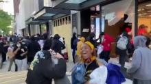 Buntut Protes Kematian George Flyod: Nike, Gucci dan Brand Mewah Dijarah