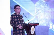 Di Batam, Menpan RB Tjahjo Kumolo Ingatkan Kepala Daerah Terbuka dengan Pers