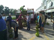 Kecurigaan Masyarakat terkait Kelangkaan Gas Melon di Batam