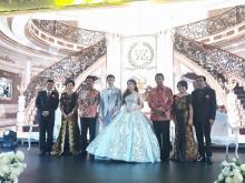 Pernikahan Wisandy dan Elizabet Dihadiri Para Pejabat Kepri