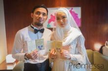 10 Momen Romantis nan Bahagia Resepsi Hulaefi dan Lindswell Kwok