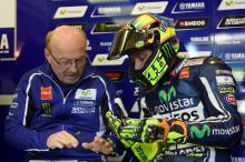 Setelah Vinales, Giliran Rossi Lempar Handuk 