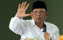 KH Hasyim Muzadi: Ada Tokoh Islam Tidak Tahan Godaan Dana untuk Dukung LGBT