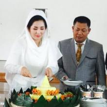 Istri Bupati Katingan yang Tak Kalah Cantik dari Selingkuhan