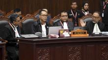 Elite Parpol Koalisi Prabowo Nobar Sidang MK di Kertanegara