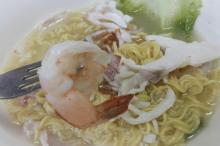 Hmmm! Sedap Na Sup Ikan di Batam Ni...