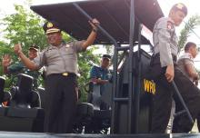 Bupati Karimun Rindu Sarapan Lontong Bareng AKBP Agus Fajaruddin