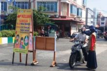 Tak Pakai Masker, Warga Dilarang Masuk Pasar Puan Maimun