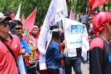 Foto: Aksi Buruh Peringati May Day di Batam