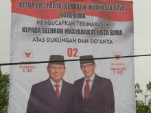 Diperintah Pusat, DPC Gerindra Pasang Baliho Kemenangan Prabowo di Bima
