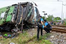 Ngeri, 20 Orang Tewas Usai Bus Wisata Ditabrak Kereta Api