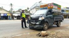 Gegara Kucing, Pickup Muatan Ayam Hantam Avanza