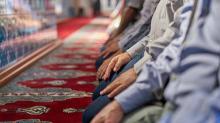 Kota Masuk Zona Merah, Warga Tanjungpinang Pilih Salat Id ke Kabupaten Bintan