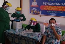Vaksinasi Perdana di Natuna, Anggota DPRD Eri Marka Sempat Gugup