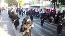 Viral Karnaval TK Bercadar dan "Bersenjata", Ini Penjelasan Sekolah