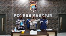 Polres Karimun Ciduk Dua Pengedar Sabu di Tebing