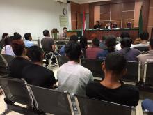 Minta Uang di Luar Jam Kerja, Puluhan Tukang Parkir Disidang Hakim