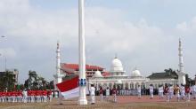 Sang Saka Merah Putih Berkibar Sempurna di Dataran Engku Putri