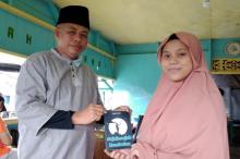 `Sajak-sajak Rembulan` Karya Pelajar Lingga Curi Perhatian Anggota DPRD Kepri