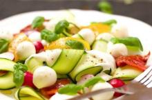 3 Makanan Rendah Gula Ini Cocok untuk Penderita Diabetes Saat Buka Puasa