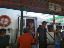 Penumpang Baruna Marah-marah Kepanasan Kapal Tak Ber-AC