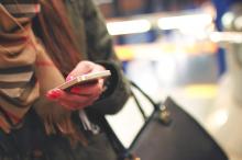 Chat dengan Pria Lain, Sukarman Aniaya Teman Wanita Dugemnya