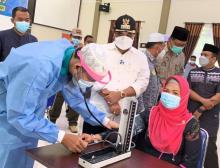 Bupati Karimun Ungkap Kriteria Warga Penerima Vaksin Covid-19