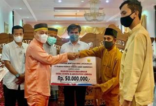 Pelindo Tanjungpinang Salurkan Beragam Bantuan untuk Lingga