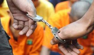 Polisi Tanjungpinang Tangkap 2 Pria saat Pesta Sabu Bareng