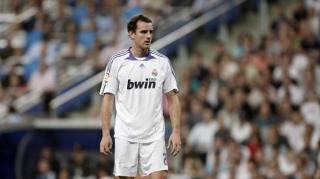Eks Bek Real Madrid Dipenjara 10 Bulan Terlibat Pornografi Anak