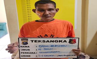 Pria Ini Pukul Imam Masjid Pekanbaru yang sedang Pimpin Salat