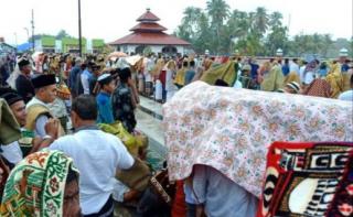 Pengikut Habib Muda Seunagan di Aceh Lebaran Idul Fitri Hari Ini