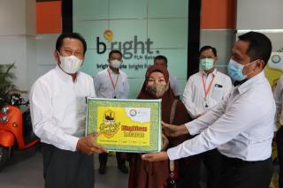 PLN Batam Berbagi untuk Masyarakat Sekitar Area dan Unit Bisnis Sambut Lebaran
