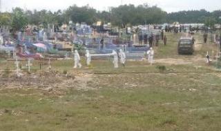 Detik-Detik Pemakaman Birgaldo Sinaga di Sei Temiang Batam