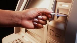 Meski Dikelola Bank Pemerintah, ATM Link Kenakan Biaya Cek Saldo dan Tarik Tunai
