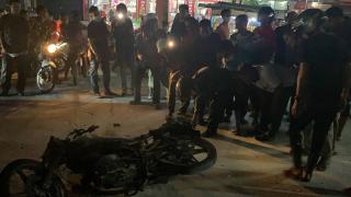 Motor Terbakar di Karimun Ramai Difoto-foto Pelatnya, Warga: Kode Alam!Â 