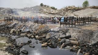 Penyakit Jamur Hitam Menyerang di Tengah Tsunami Covid India