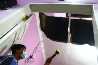Gempa 5,9 MagnitudoÂ Rusak Ratusan Bangunan di Blitar