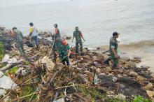 Kodim 0315/Bintan Ajak Masyarakat Lingga Perangi Sampah