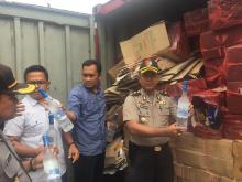 Terungkap Isi Lima Kontainer Tangkapan Polres Bintan