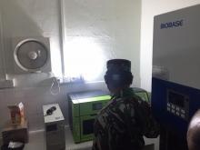RSAL Tanjungpinang Dapat Bantuan Alat PCR untuk Tes Swab