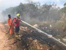 Kebakaran Lahan Nyaris Menjalar ke Mal Pelayanan Publik Batam