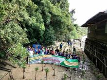 PT BRC Tanam Ribuan Bibit Mangrove di Sungai Sebong Pereh