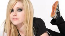 Avril Lavigne Berhijab? Netizen: Masha Allah