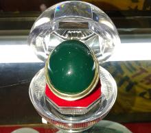 Ini Penampakan Batu Bacan Seharga Rp300 Juta di Batam