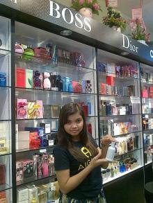 Toko Parfum ini Lagi Promo, Beli Satu Gratis Satu
