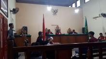 Sidang Penganiayaan, Pengusaha Karimun Billy Beda Kesaksian dengan Korban 