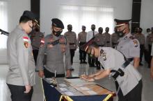 Kasat Lantas dan 4 Kapolsek di Lingga Dimutasi