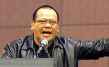 La Nyalla Matalliti Tersangka Korupsi Dana Hibah Kadin, Massa Kepung Kejati Jatim