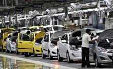 Imbas Corona, Penjualan Mobil di RI Anjlok Hingga 95 Persen